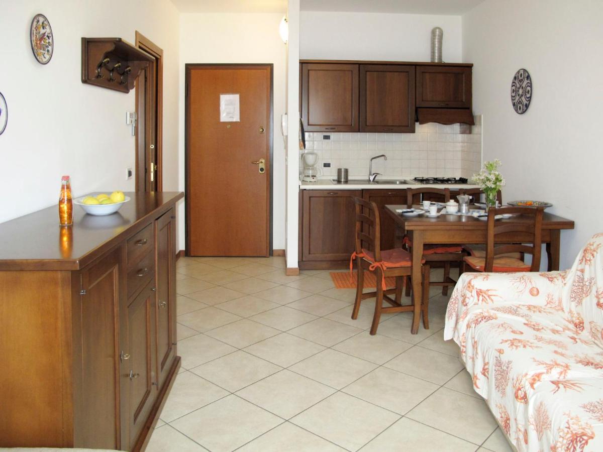 Apartment Cala Azzurra - Imp312 By Interhome Imperia Dış mekan fotoğraf